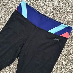 PINK ultimate yoga cropped leggings